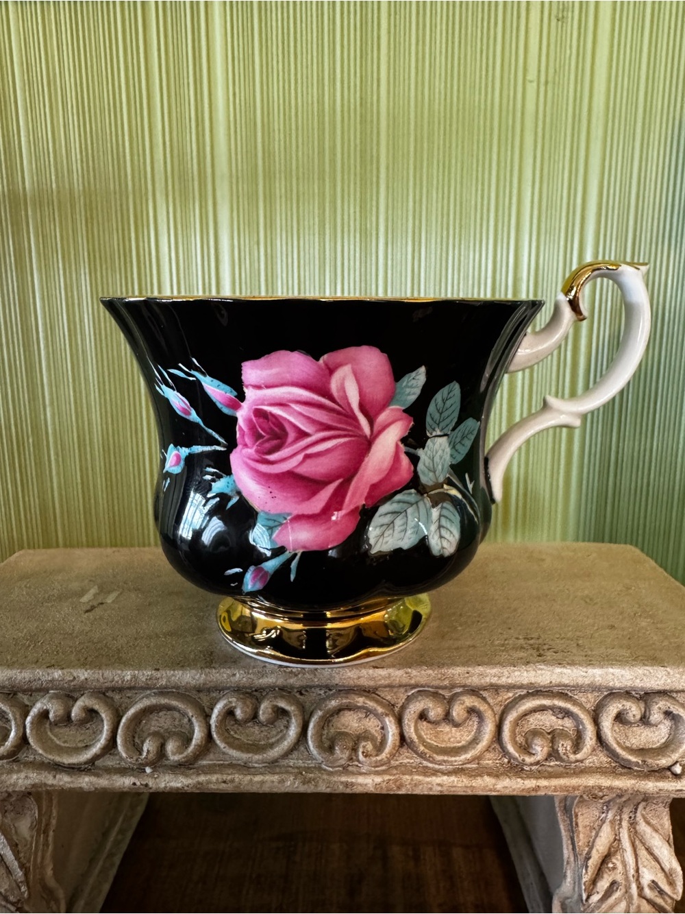 Royal Albert Pink Cabbage Rose Black Gold Fluted Bone China Tea Cup England